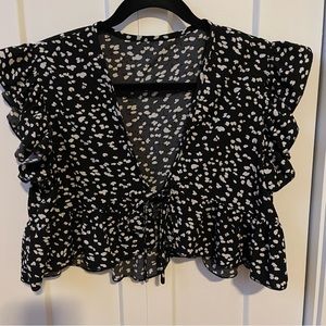 SHEIN Tie Front Frill Crop Top